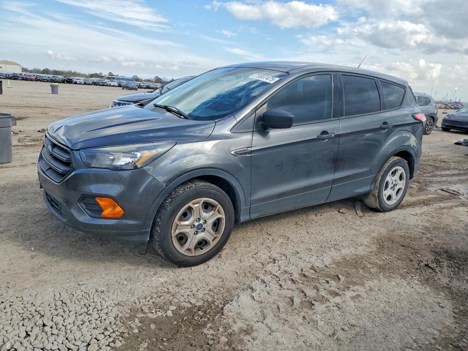 FORD ESCAPE 2018 с VIN 1FMCU0F7XJUB41928 - Фото с аукциона