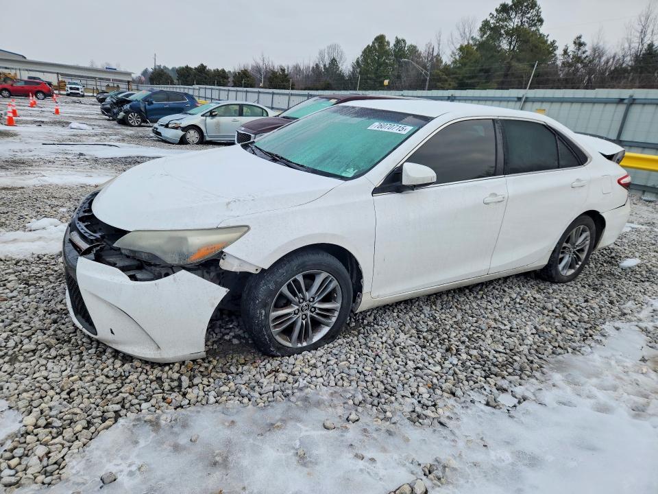 TOYOTA CAMRY LE 2015 with VIN 4T1BF1FK8FU100544 - Photo from auction