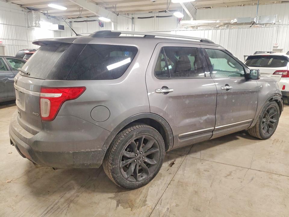 Photo 3 from auction – 2012 FORD EXPLORER with VIN 1FMHK8F81CGA66279