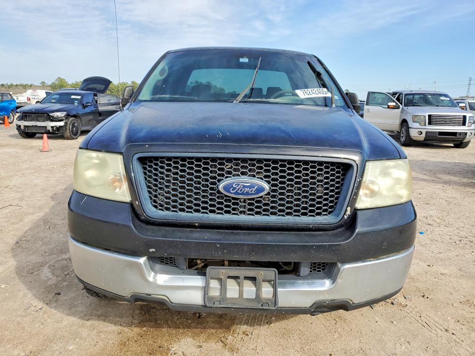 Photo 5 from auction – 2005 FORD F150 with VIN 1FTRX12W75NB03632
