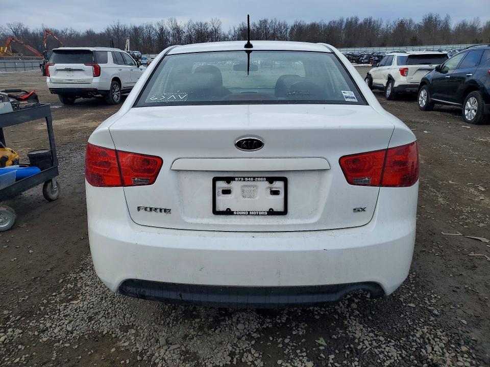 Photo 6 from auction – 2012 KIA FORTE with VIN KNAFW4A32C5497355