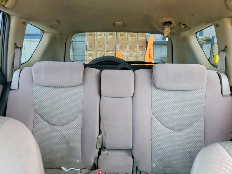 Photo 10 from auction – 2006 TOYOTA RAV4 with VIN JTMZD33VX65029957