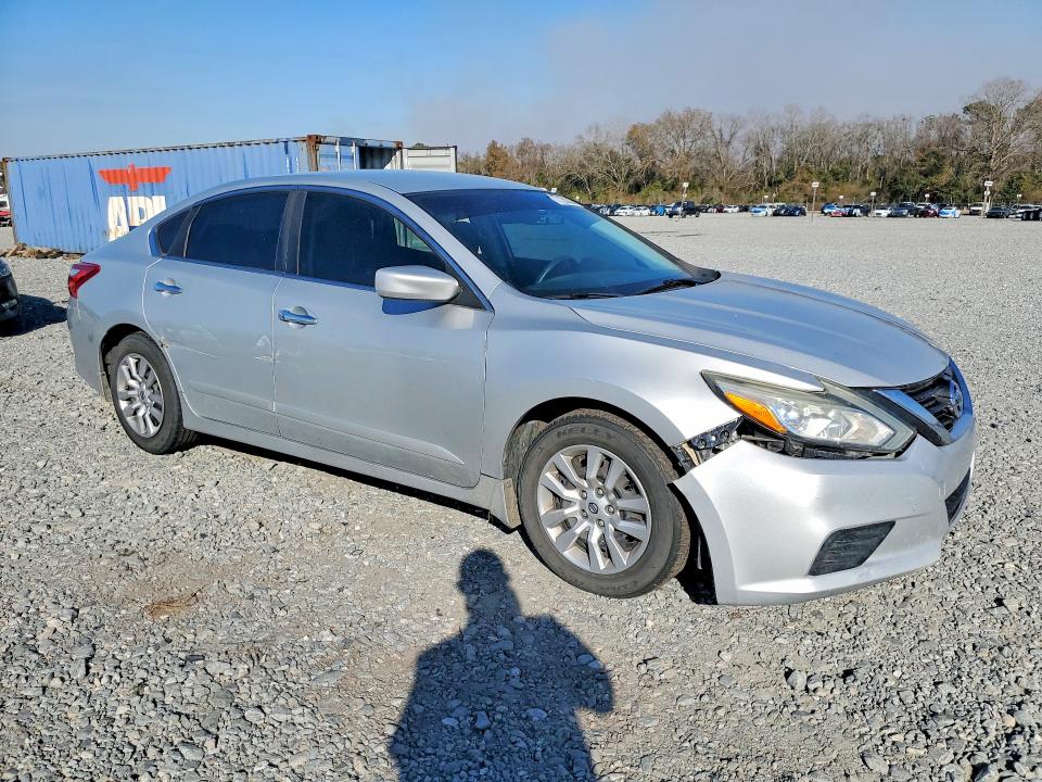 Photo 4 from auction – 2016 NISSAN ALTIMA with VIN 1N4AL3AP8GN355610