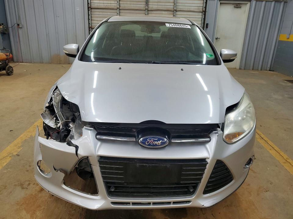 Photo 5 from auction – 2012 FORD FOCUS SEL with VIN 1FAHP3H26CL317635