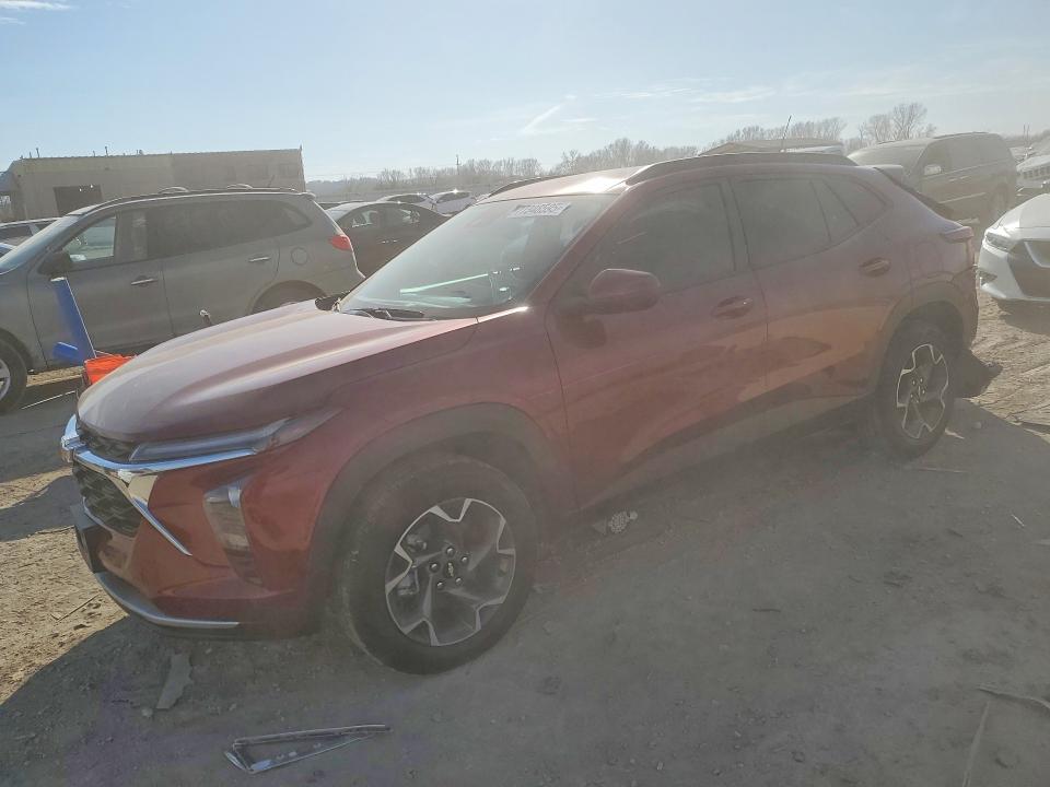 CHEVROLET TRAX 2025 with VIN KL77LHEP9SC011569 - Photo from auction