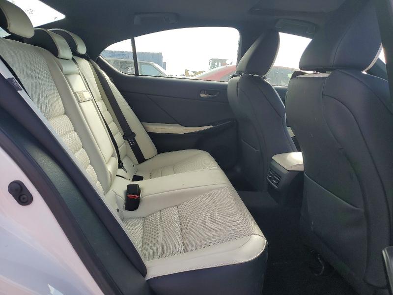 Photo 10 from auction – 2025 LEXUS IS 350 F S with VIN JTHGZ1E23S5040811