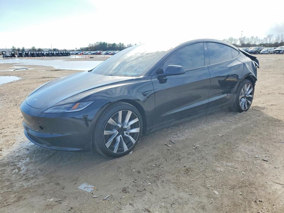 TESLA MODEL 3 2025 with VIN 5YJ3E1EA2SF952301 - Photo from auction