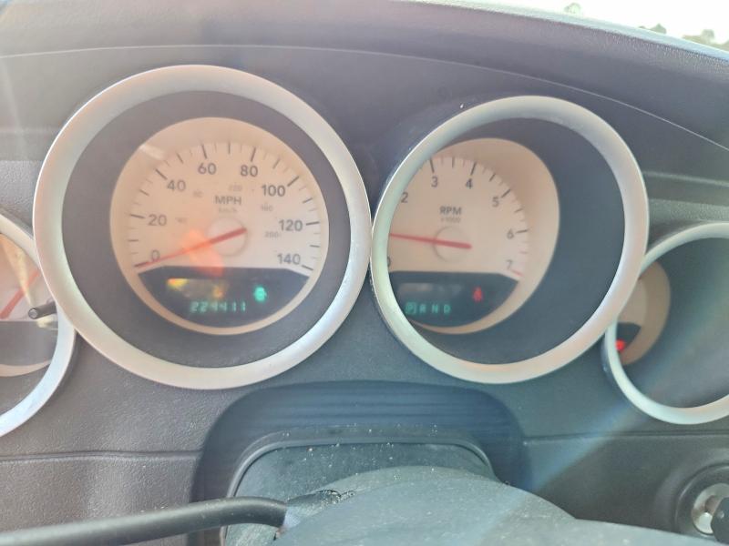 Photo 9 from auction – 2006 DODGE CHARGER with VIN 2B3KA43G56H436340