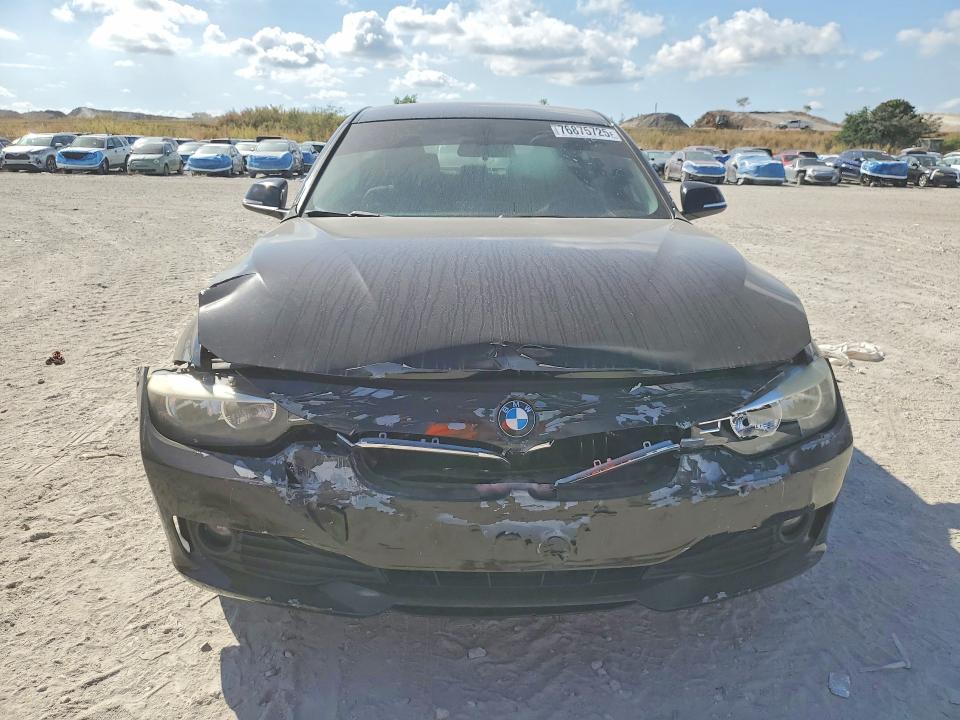 Photo 5 from auction – 2014 BMW 320 I XDRI with VIN WBA3C3C52EF983245