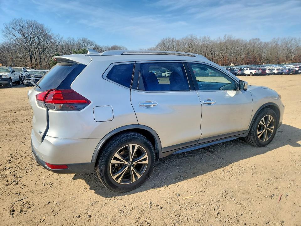 Photo 3 from auction – 2020 NISSAN ROGUE with VIN JN8AT2MT3LW009907