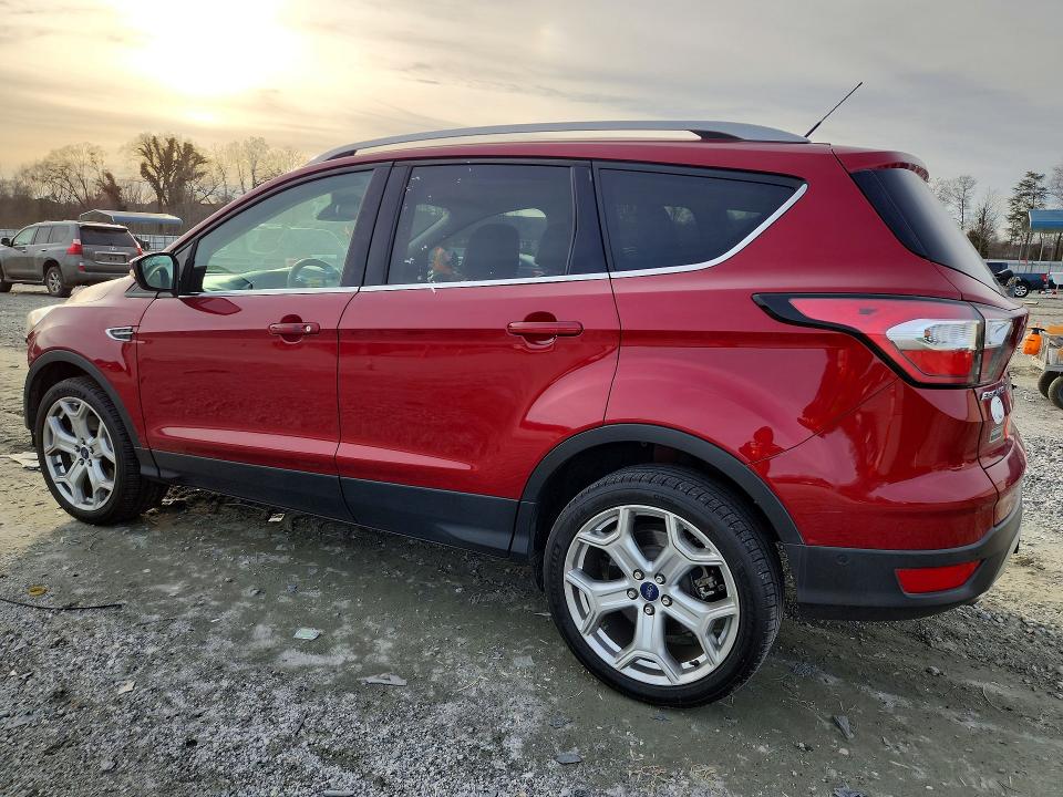 Photo 2 from auction – 2017 FORD ESCAPE TIT with VIN 1FMCU0J95HUE84486
