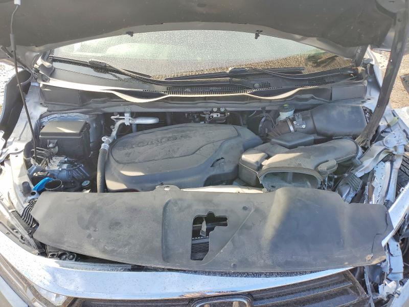Photo 12 from auction – 2022 HONDA ODYSSEY with VIN 5FNRL6H87NB056022