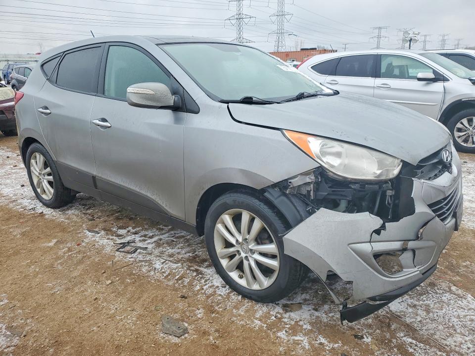 Photo 4 from auction – 2010 HYUNDAI TUCSON GLS with VIN KM8JUCACXAU041759