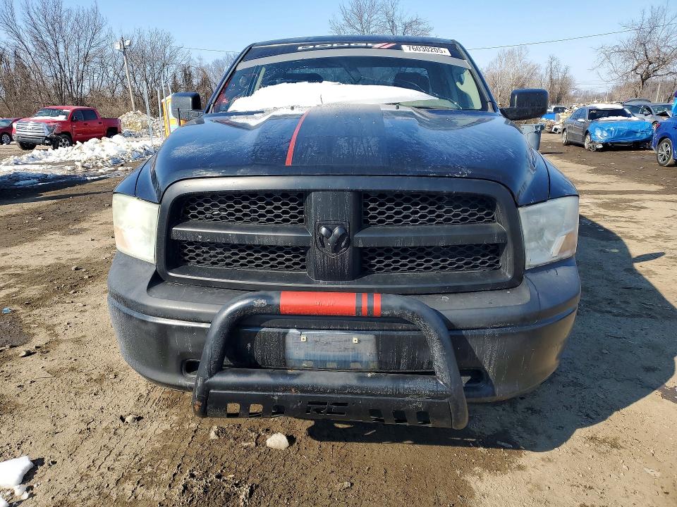 صورة رقم 5 من المزاد - 2011 DODGE RAM 1500 مع VIN 1D7RV1GP9BS551641