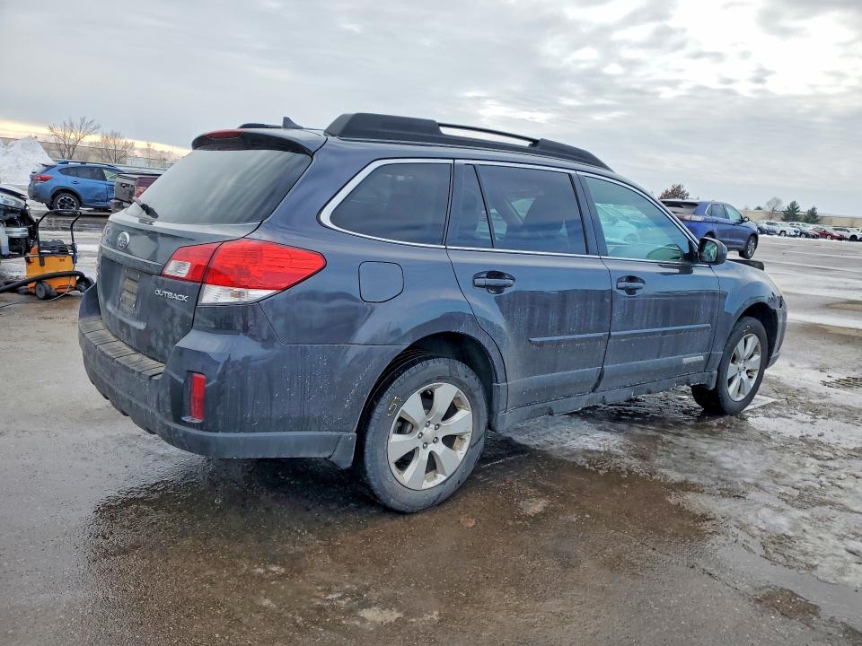Photo 3 from auction – 2011 SUBARU OUTBACK with VIN 4S4BRCKC0B3412620