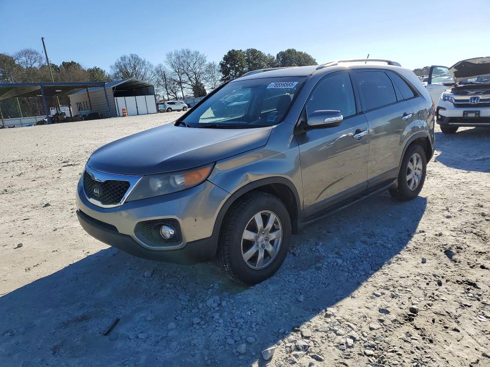 KIA SORENTO BA 2012 with VIN 5XYKT4A20CG288382 - Photo from auction