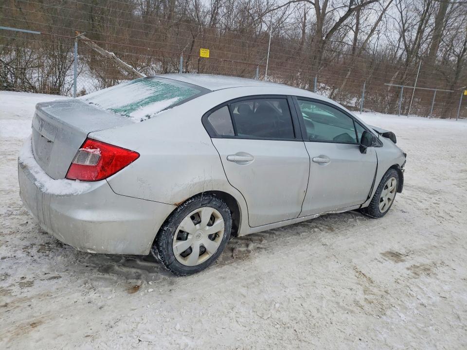 Photo 3 from auction – 2012 HONDA CIVIC LX with VIN 2HGFB2F50CH588213