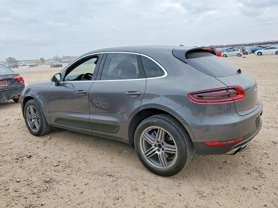 Photo 2 from auction – 2016 PORSCHE MACAN with VIN WP1AB2A52GLB53670