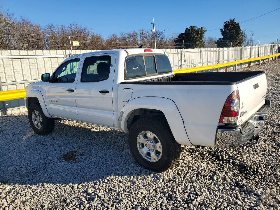 Photo 2 from auction – 2015 TOYOTA TACOMA DOU with VIN 5TFJX4GN2FX050133