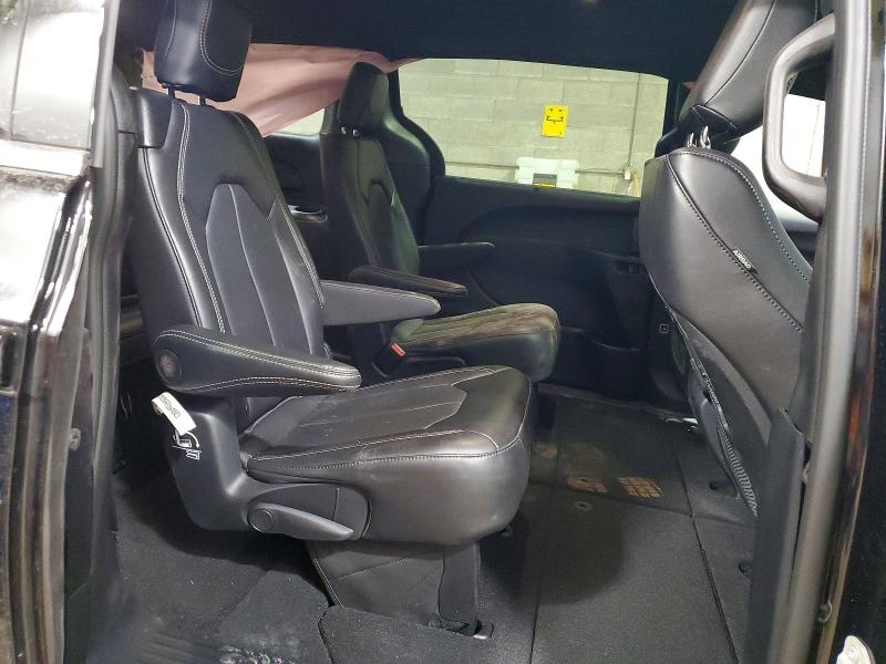 Photo 11 from auction – 2026 CHRYSLER PACIFICA S with VIN 2C4RC1BG4TR194136
