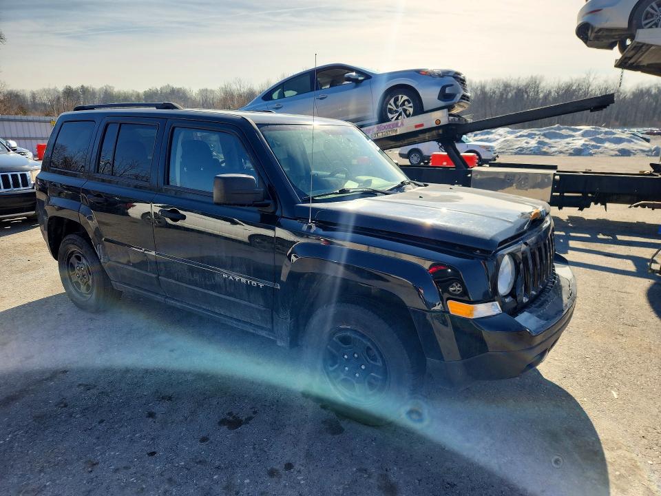 Photo 4 from auction – 2017 JEEP PATRIOT with VIN 1C4NJRBB8HD194688