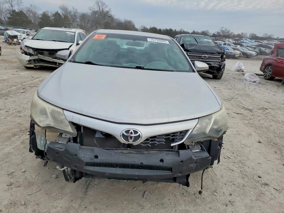 Zdjęcie 5 z aukcji – 2013 TOYOTA CAMRY z VIN 4T1BF1FK6DU224728