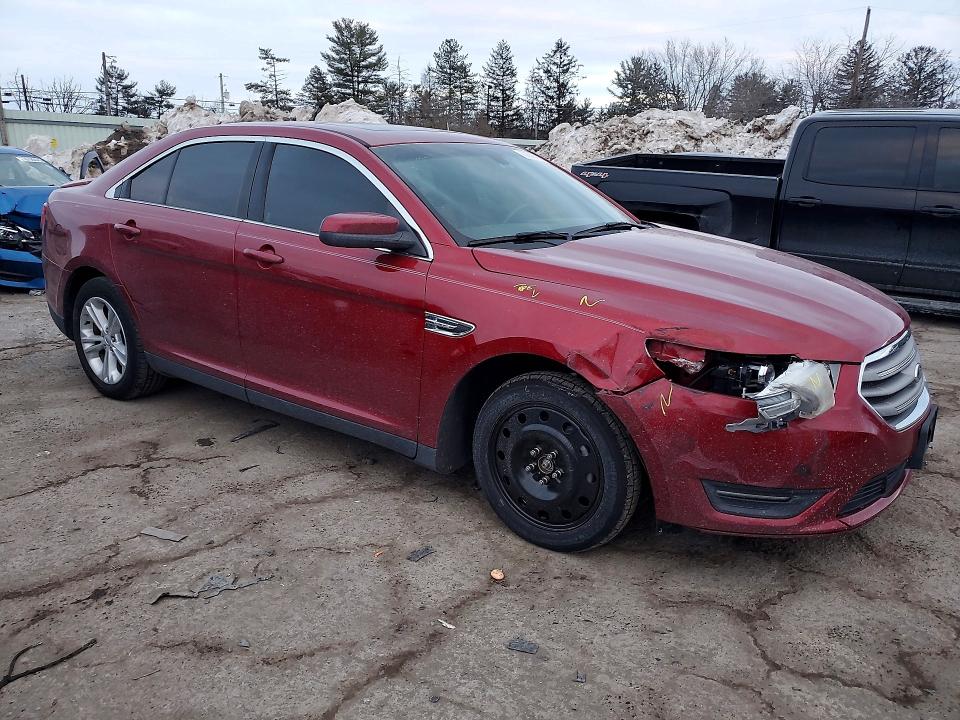 Photo 4 from auction – 2014 FORD TAURUS SEL with VIN 1FAHP2H85EG128436