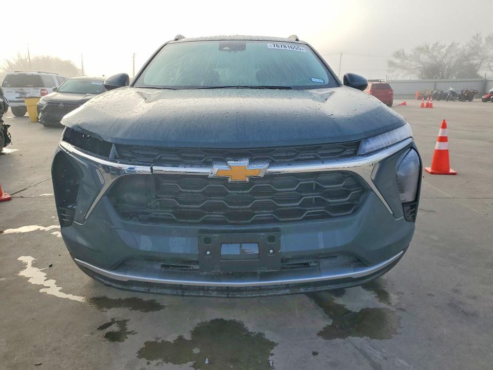 Photo 5 from auction – 2026 CHEVROLET TRAX with VIN KL77LHEP3TC034301