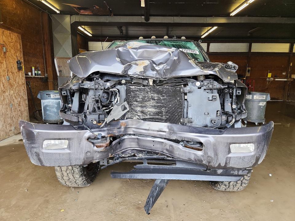 Photo 5 from auction – 2018 RAM 2500 with VIN 3C6UR5NL7JG323182