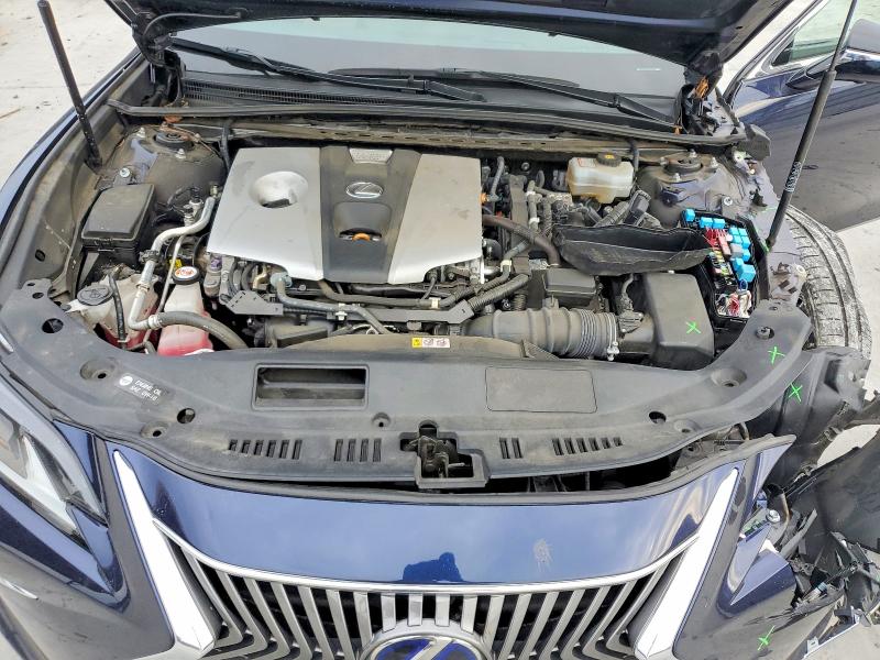 Photo 11 from auction – 2020 LEXUS ES 300H UL with VIN 58AF21B12LU008988