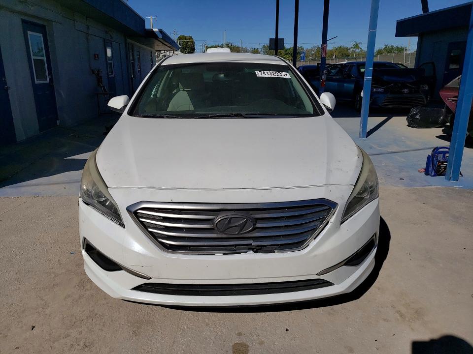 Photo 5 from auction – 2016 HYUNDAI SONATA SE with VIN 5NPE24AFXGH419562