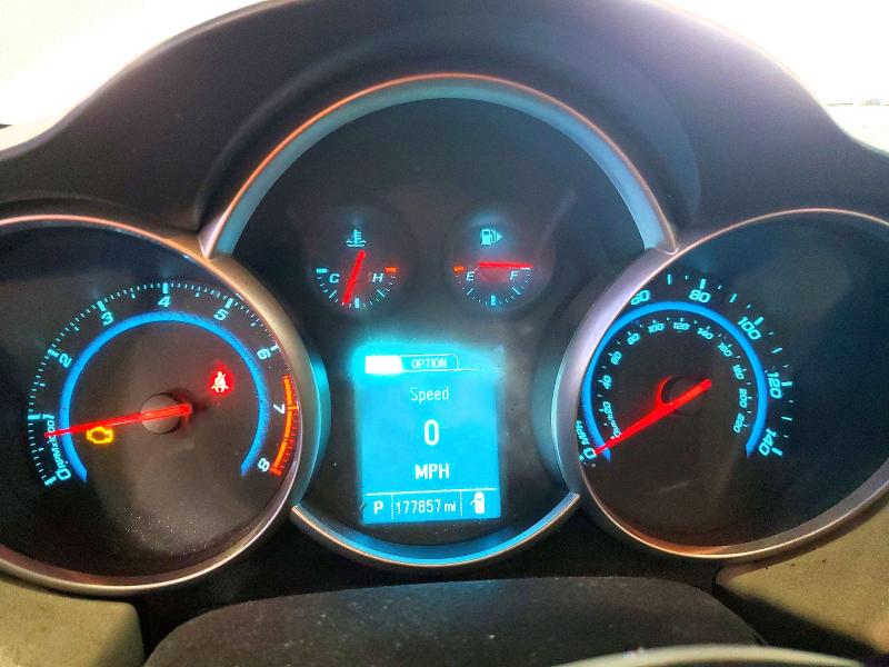 Photo 9 from auction – 2014 CHEVROLET CRUZE with VIN 1G1PC5SB4E7207368