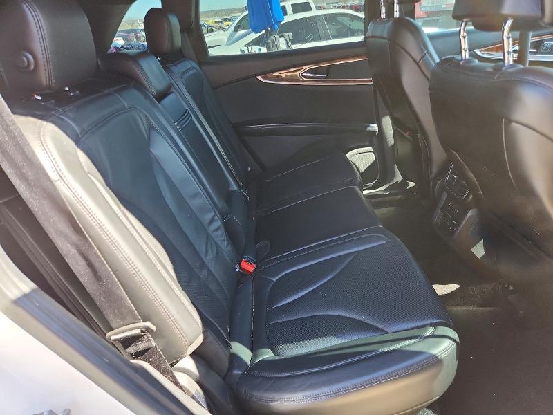Photo 10 from auction – 2016 LINCOLN MKX with VIN 2LMTJ6LR9GBL84523
