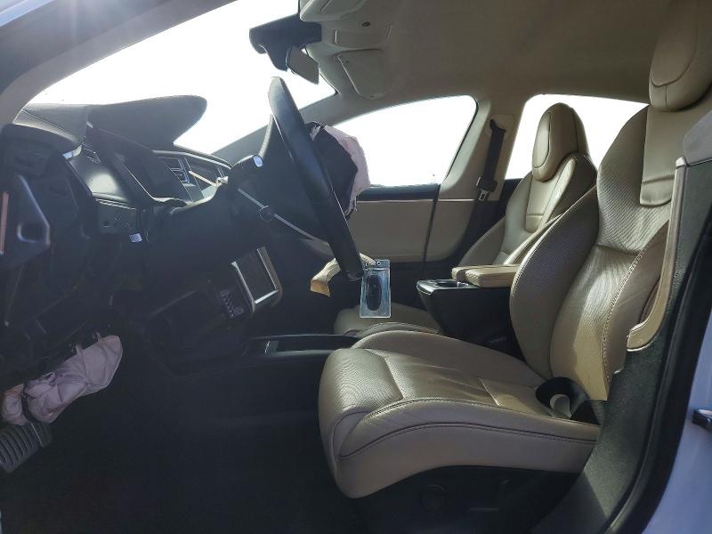 Photo 7 from auction – 2017 TESLA MODEL S with VIN 5YJSA1E44HF176358