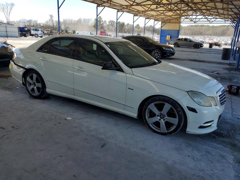 Photo 4 from auction – 2012 MERCEDES-BENZ E with VIN WDDHF5KB9CA643433