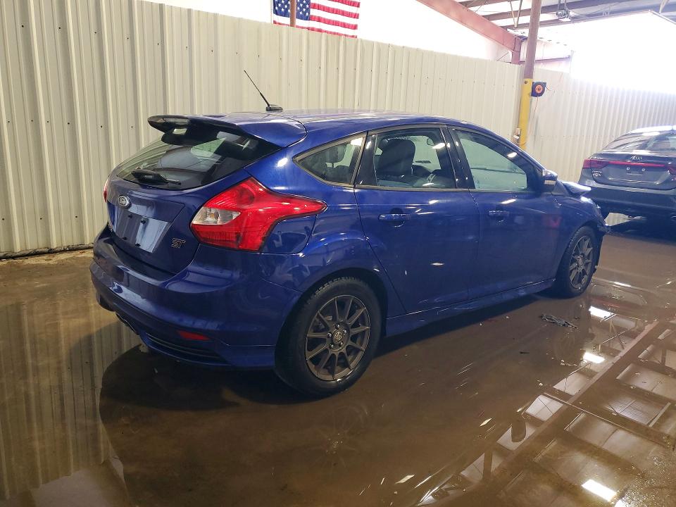 Photo 3 from auction – 2013 FORD FOCUS with VIN 1FADP3L96DL148821