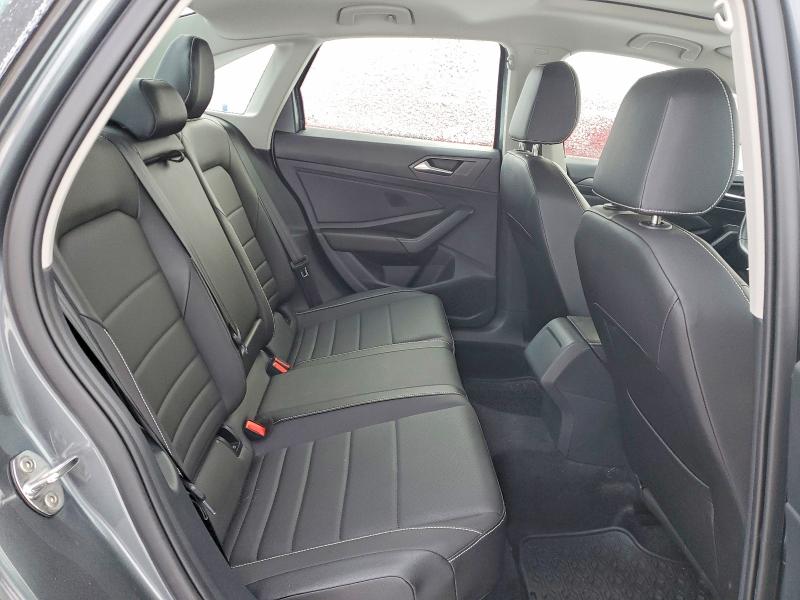 Photo 10 from auction – 2024 VOLKSWAGEN JETTA with VIN 3VW7M7BU1RM001984