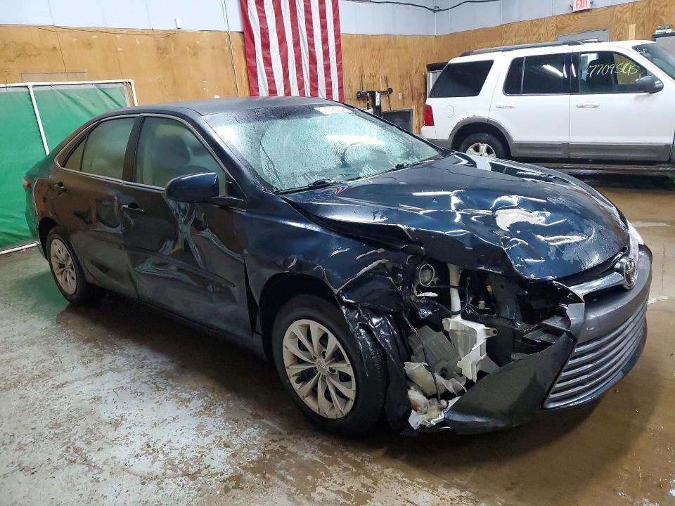 Photo 4 from auction – 2017 TOYOTA CAMRY LE with VIN 4T1BF1FK5HU674070