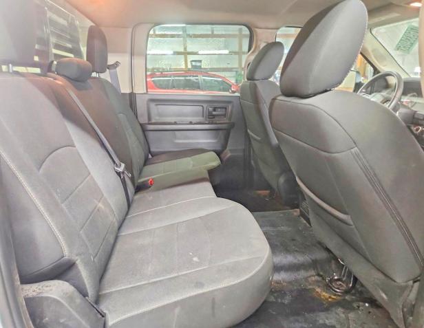 Photo 10 from auction – 2023 RAM 1500 CLASSIC with VIN 3C6RR7KTXPG673971