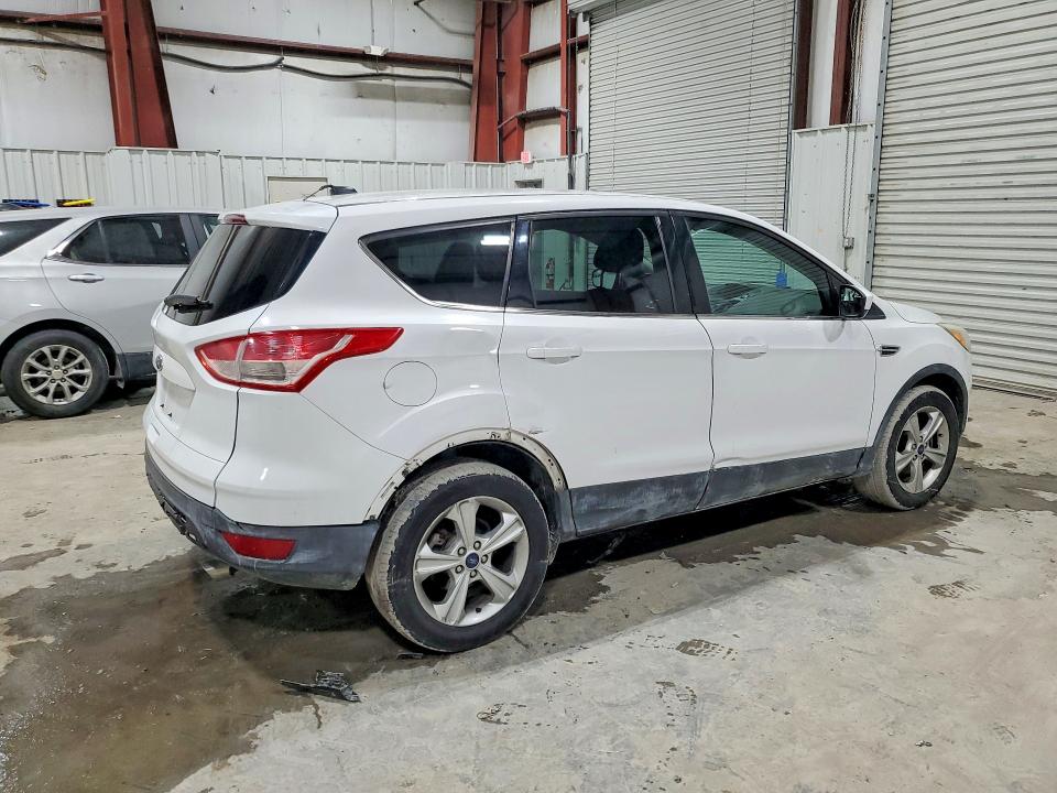 Photo 3 from auction – 2014 FORD ESCAPE with VIN 1FMCU9GX7EUD38032