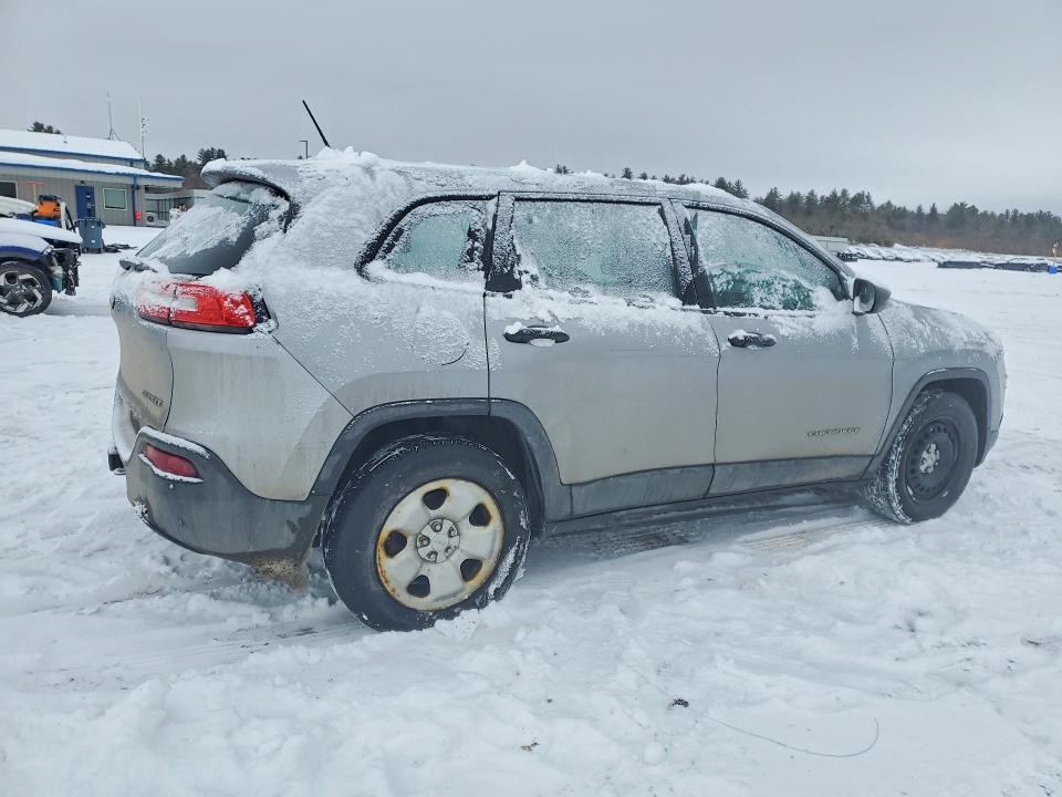 Photo 3 from auction – 2015 JEEP CHEROKEE with VIN 1C4PJMAB0FW558732