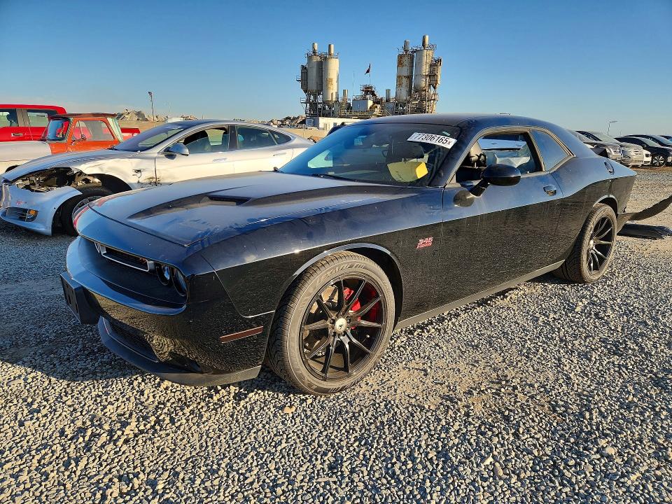 DODGE CHALLENGER 2015 with VIN 2C3CDZBT1FH761402 - Photo from auction