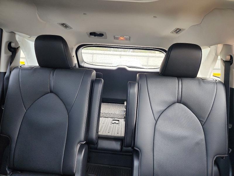 Photo 10 from auction – 2021 TOYOTA HIGHLANDER with VIN 5TDXBRCH4MS016588
