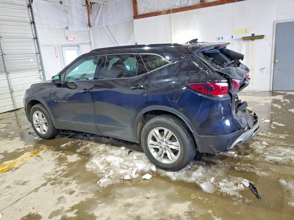Photo 2 from auction – 2022 CHEVROLET BLAZER with VIN 3GNKBCR48NS149418