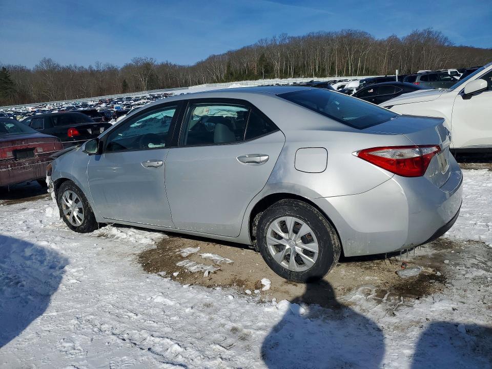 Photo 2 from auction – 2016 TOYOTA COROLLA with VIN 2T1BURHEXGC572100