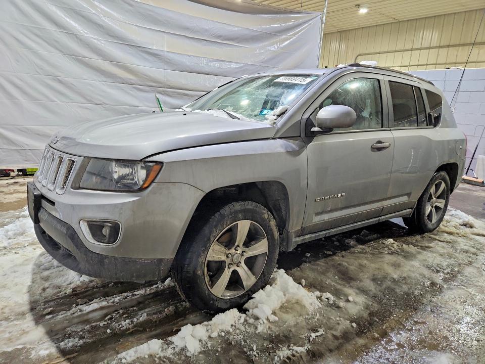 JEEP COMPASS 2017 with VIN 1C4NJDEB1HD113366 - Photo from auction