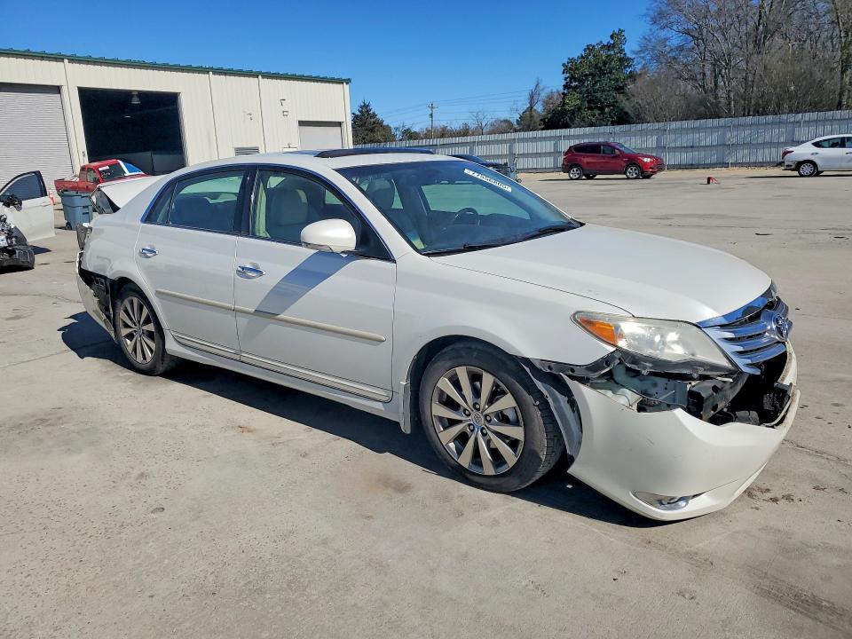 Photo 4 from auction – 2011 TOYOTA AVALON with VIN 4T1BK3DB3BU379311