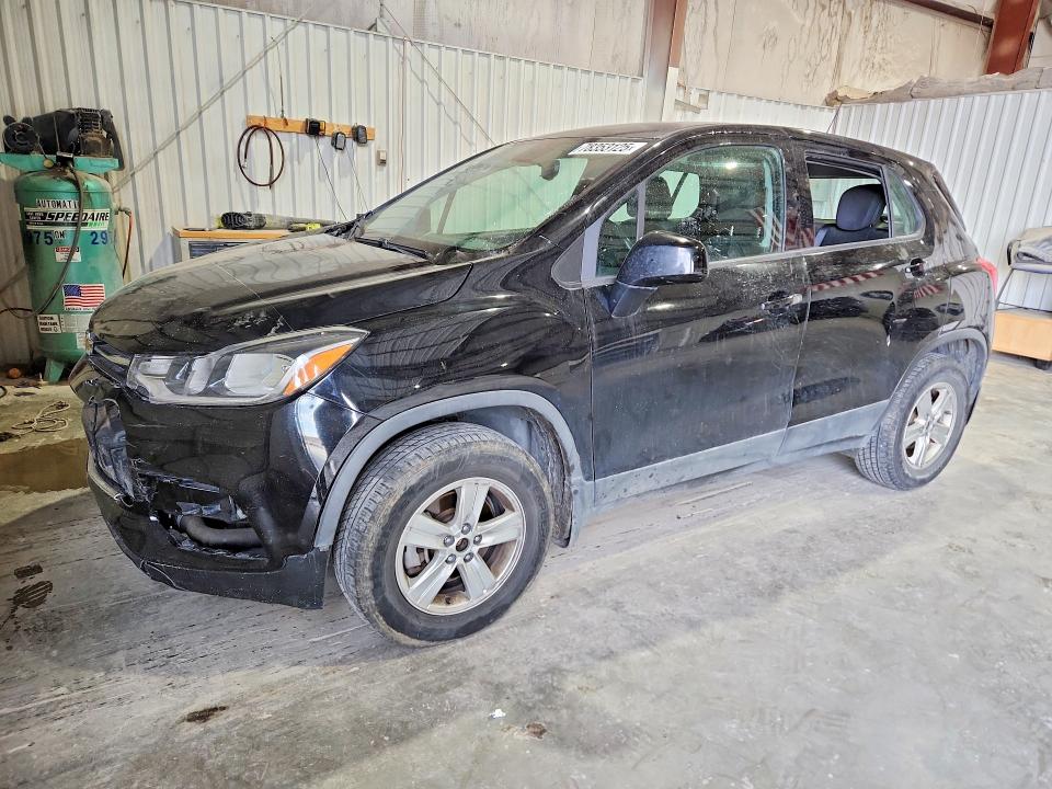 CHEVROLET TRAX 2018 with VIN 3GNCJNSB9JL258924 - Photo from auction