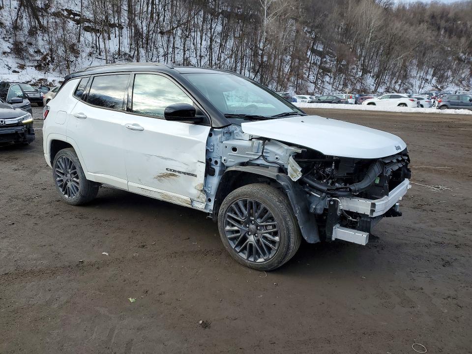 Photo 4 from auction – 2022 JEEP COMPASS with VIN 3C4NJDCB4NT183940