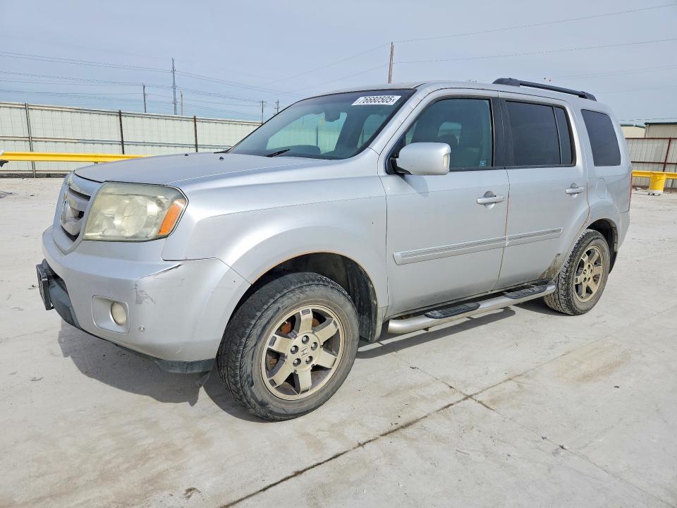 HONDA PILOT 2011 with VIN 5FNYF3H96BB024118 - Photo from auction